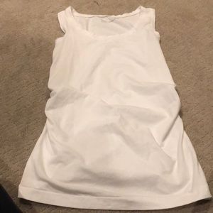 GAP Like New Sleeveless Tee